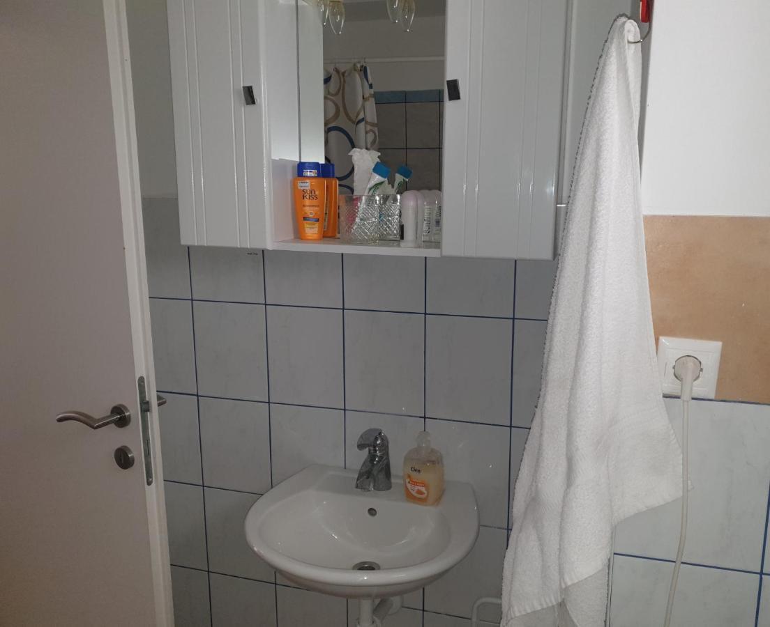 Ulica Dvori Narca 12 Apartment 4+2 Per. 巴斯卡 外观 照片